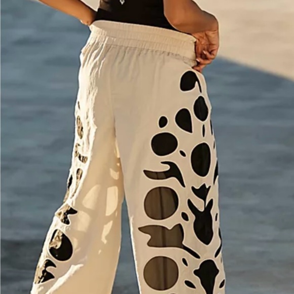 NWT FP Movement Stay Wavy Pants size L SOLD OUT! - Picture 3 of 12